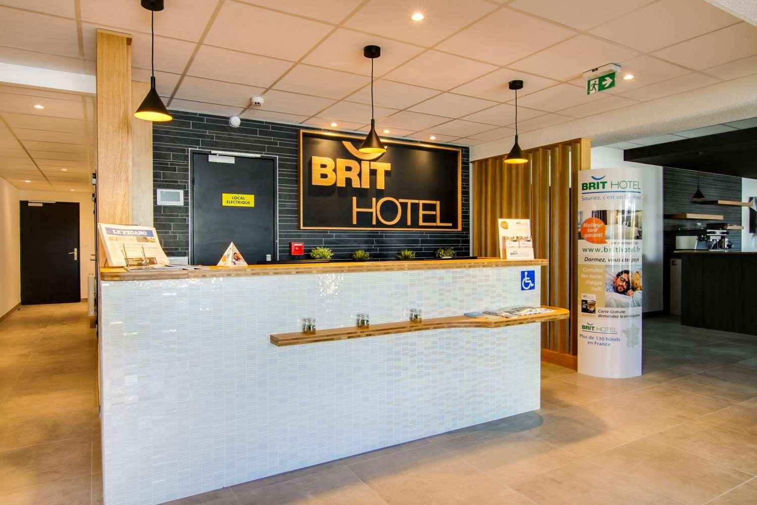 Brit Hotel Reims La Neuvillette Zewnętrze zdjęcie
