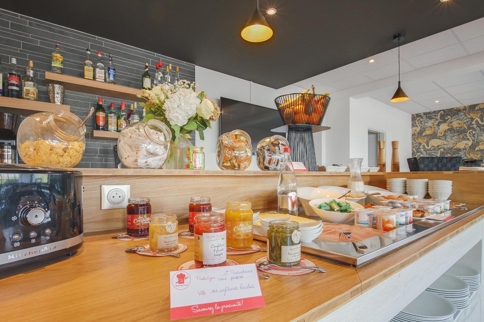 Brit Hotel Reims La Neuvillette Zewnętrze zdjęcie
