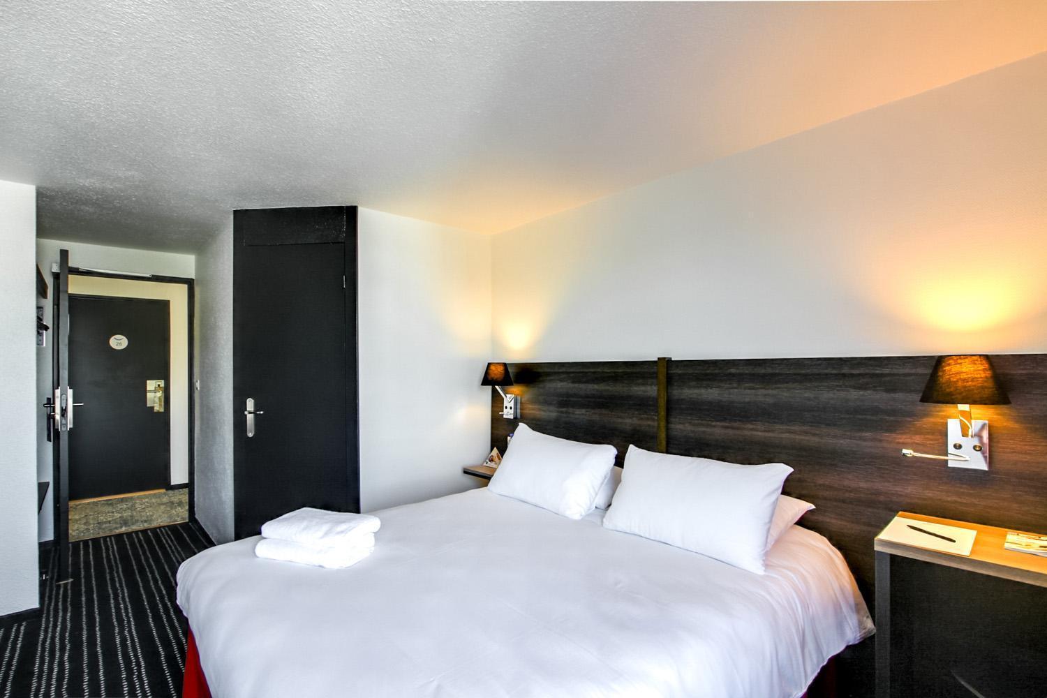 Brit Hotel Reims La Neuvillette Zewnętrze zdjęcie