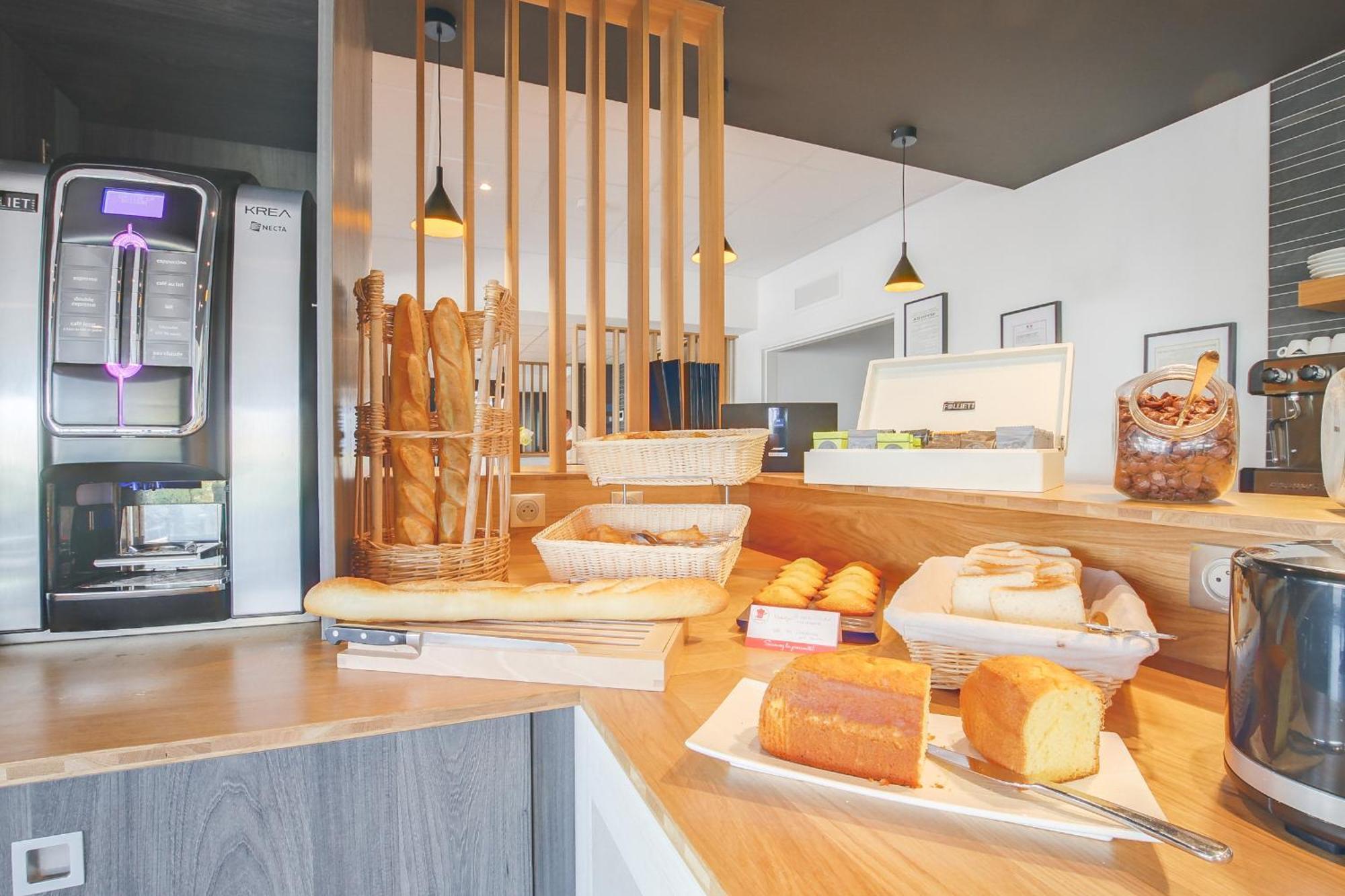 Brit Hotel Reims La Neuvillette Zewnętrze zdjęcie