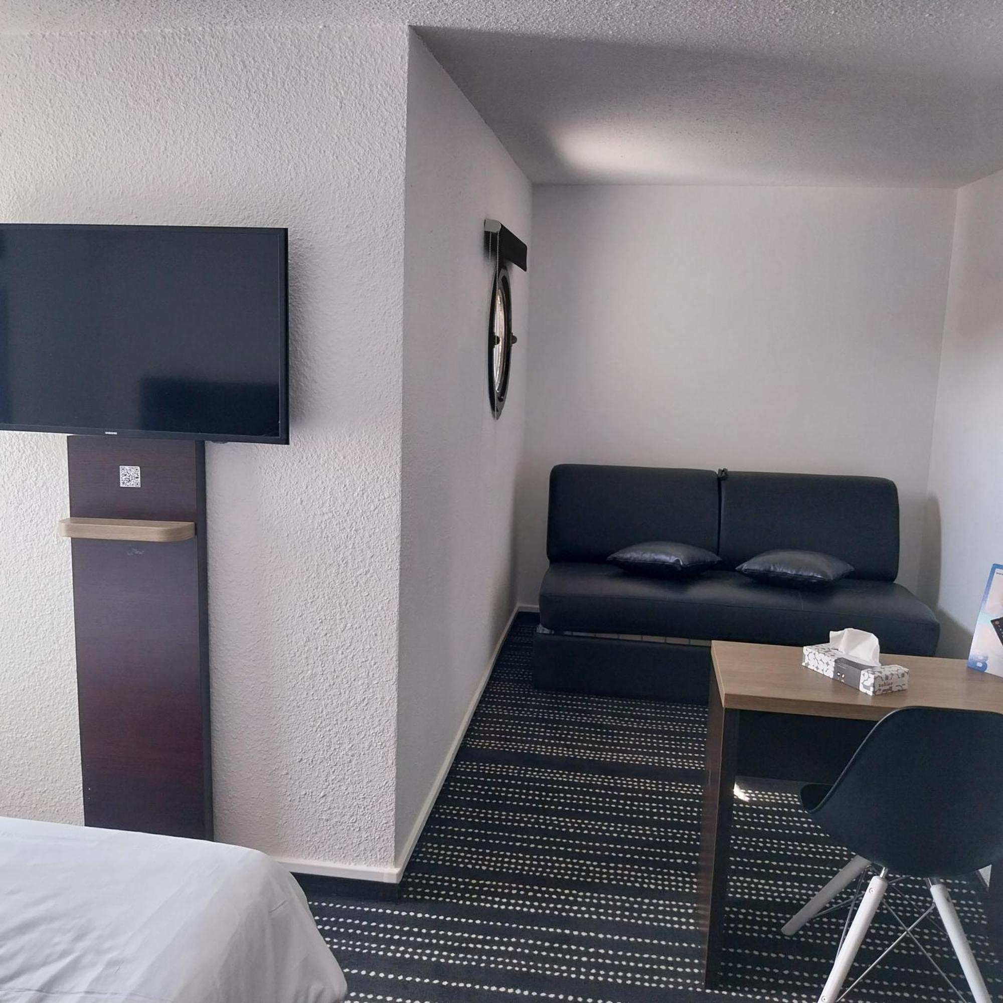 Brit Hotel Reims La Neuvillette Zewnętrze zdjęcie